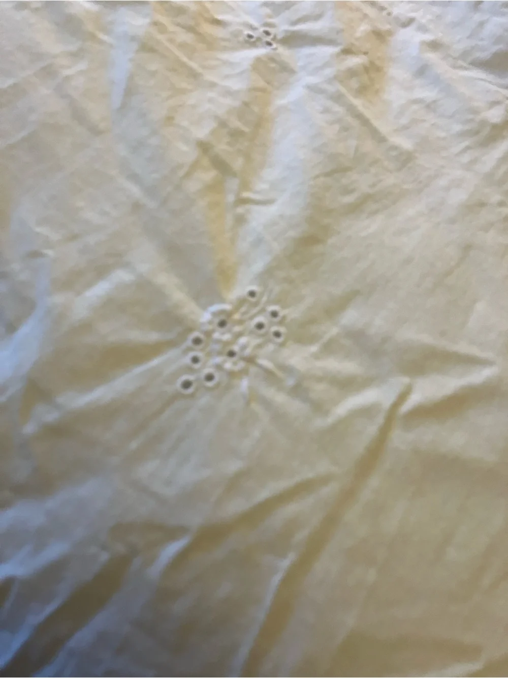100% cotton eyelet floral white Queen comforter Rachel & Zoe